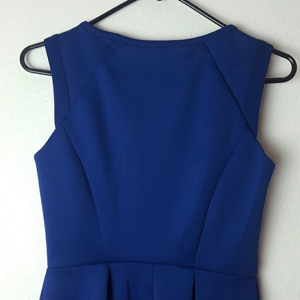 Juniors dress - Picture 2 of 4